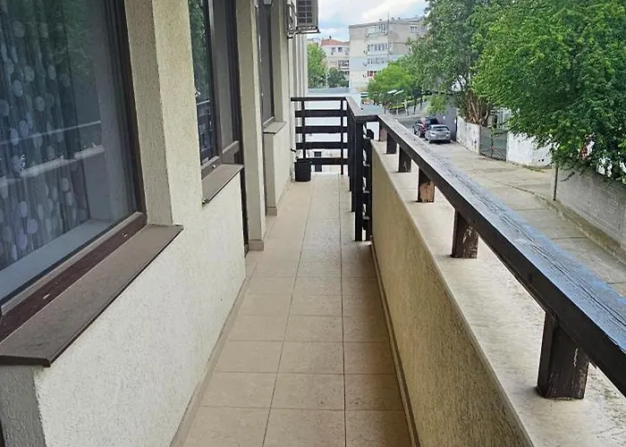Δωμάτια σε οικογενειακή κατοικία Vp Vigo Νεσέμπαρ